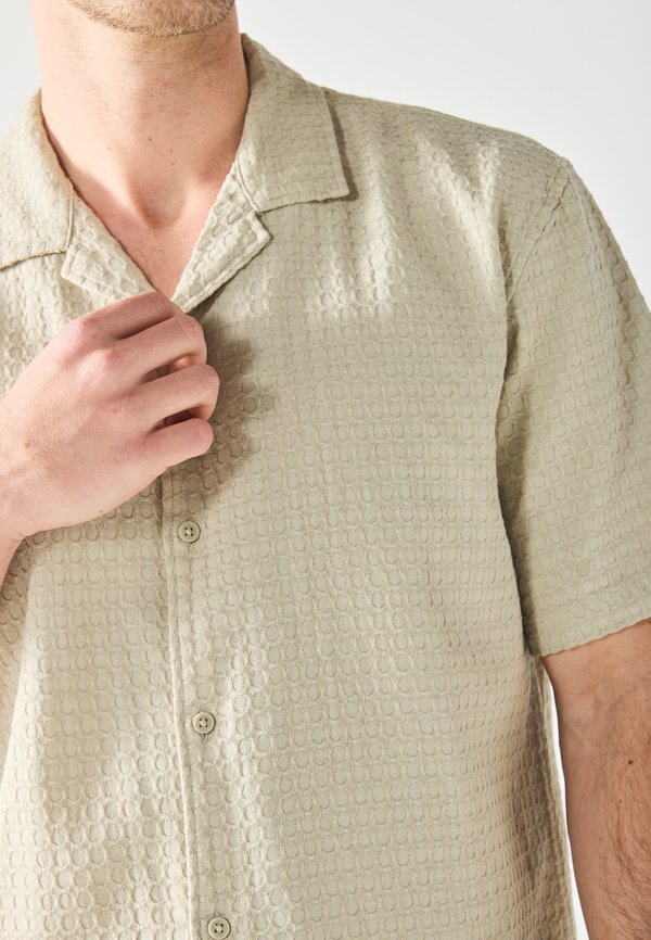 Shirt - abbey stone4