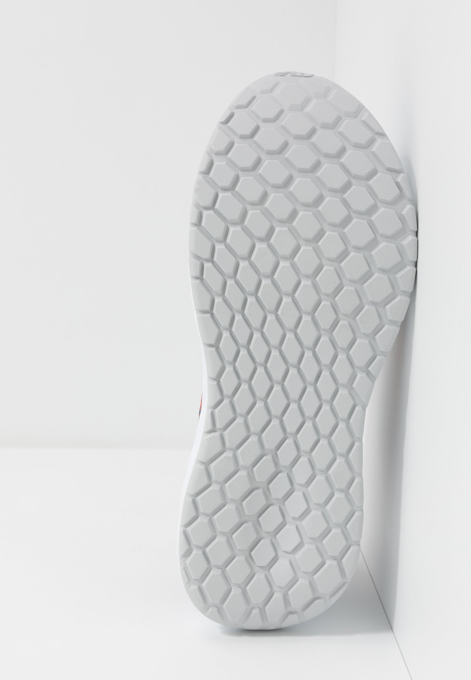 New Balance FRESH FOAM EVARE - Chaussures de running neutres - light  blue/bleu - ZALANDO.FR