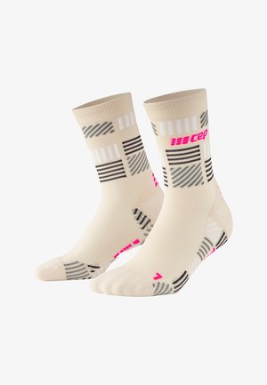 CEP COMPRESSION MID CUT THE RUN LIMITED - Sports socks - cream neon pink