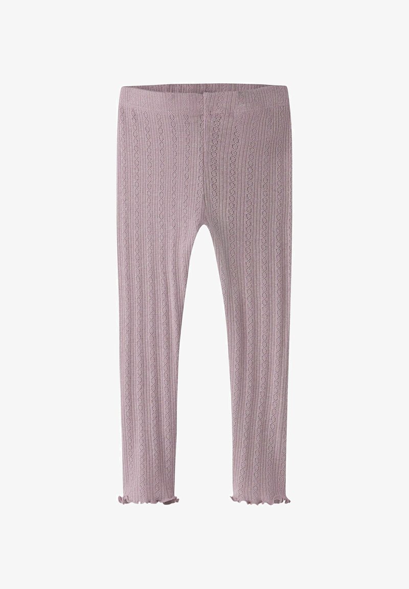 Svijetlofioletne pletene dječje helanke s okomitim teksturiranim prugama i naboranim rubovima.