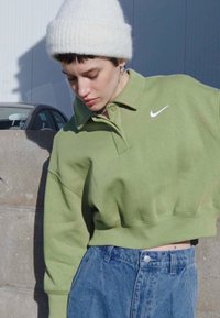 Nike Sportswear W NSW STYLE FLC CROP 3Q POLO - Camisola - alligator/sail