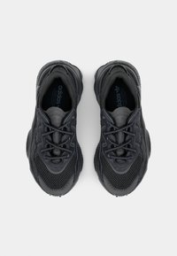 Thumbnail Image 7
