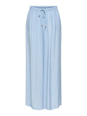 ONLY, HOSE ONLGINI NORMAL GESCHNITTEN HOSE - Pantalones - soft chambray