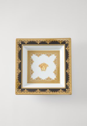 DISH  - Lautanen - i love baroque