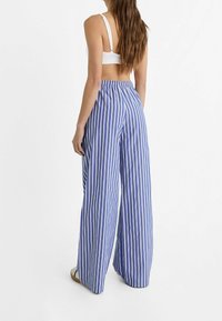Stradivarius Broek - dark blue