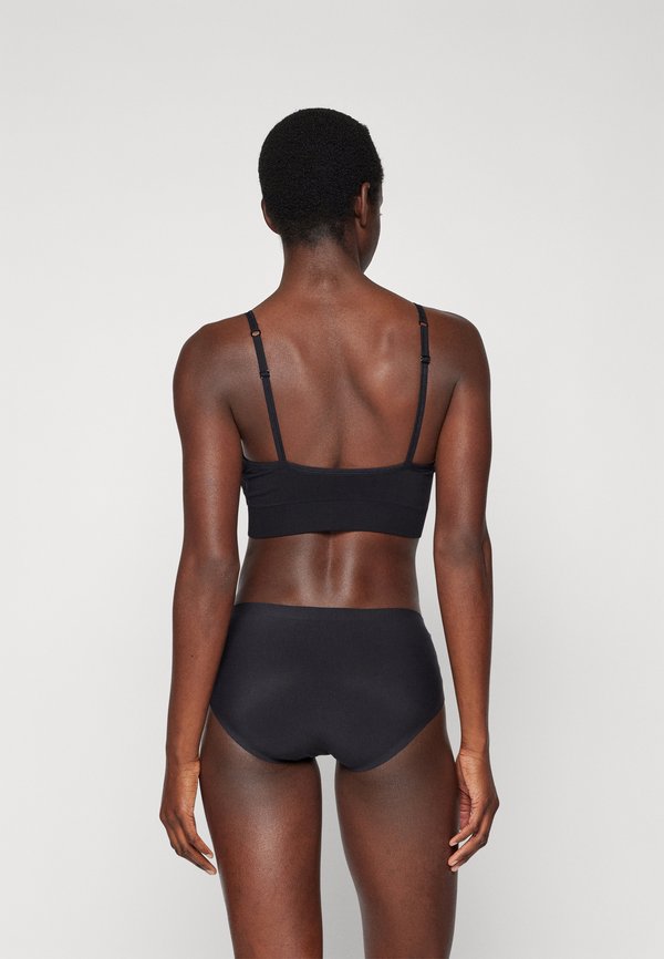 REMOVABLE PADS - CASUAL SEAMLESS - Bustier - schwarz3