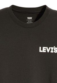 Levi's® RELAXED FIT - T-shirt print - original white