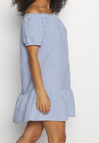 ONLY Petite Vapaa-ajan mekko - white