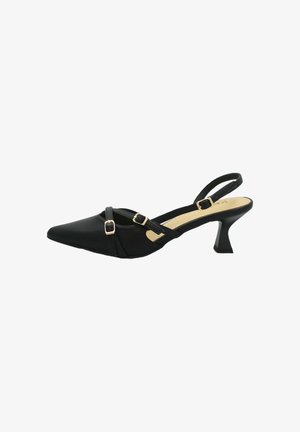 Décolleté slingback nero con punta a punta, due cinghie con fibbie dorate e tacco svasato di altezza media.