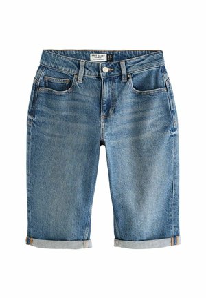 Pantaloni corti in denim blu fino al ginocchio con orlo risvoltato, cinque tasche e chiusura con bottone in metallo. Il tessuto ha un aspetto leggermente sbiadito.