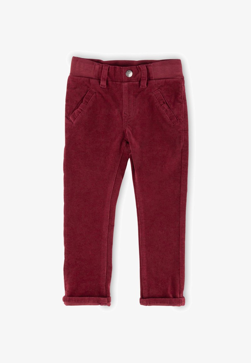 Burgunderfarbene Cord-Hosen mit glatter Textur, entspannter Passform, zwei Fronttaschen und umgeschlagenem Saum. Metallknopf-Akzent an der Taille.