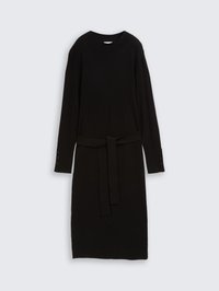 Robe noire à manches longues en tissu doux, avec un col rond, une ceinture à la taille et des poignets boutonnés. Design simple et droit.