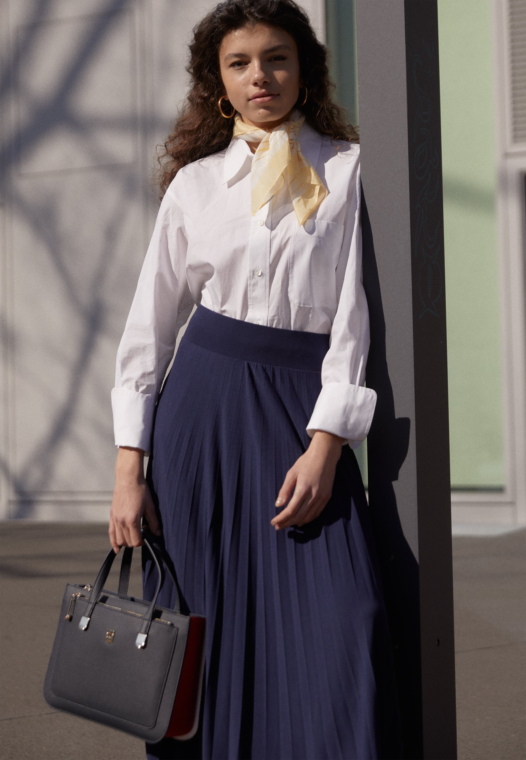 Tommy Hilfiger ELEMENT SATCHEL CORP - Bolso de mano - navy corporate/azul -  Zalando.es