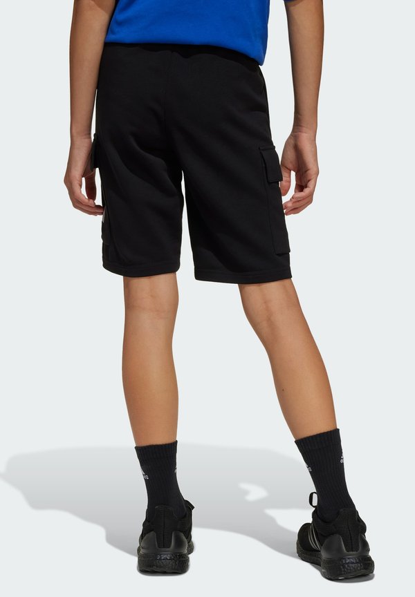 ESSENTIALS CARGO KIDS - Outdoor shorts3