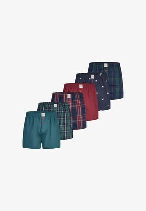 Conjunto de seis bóxers con diseños variados: verde azulado sólido, azul a cuadros, rojo oscuro, cuadros verdes, azul marino con osos blancos y cuadros azul oscuro.