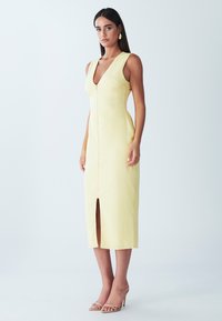 BWLDR FRAN - Shift-haljina - pastel yellow