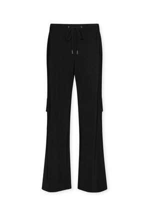 Pantalon cargo noir avec taille à cordon, jambes évasées, poches latérales et texture lisse. Conçu pour le confort et la praticité.