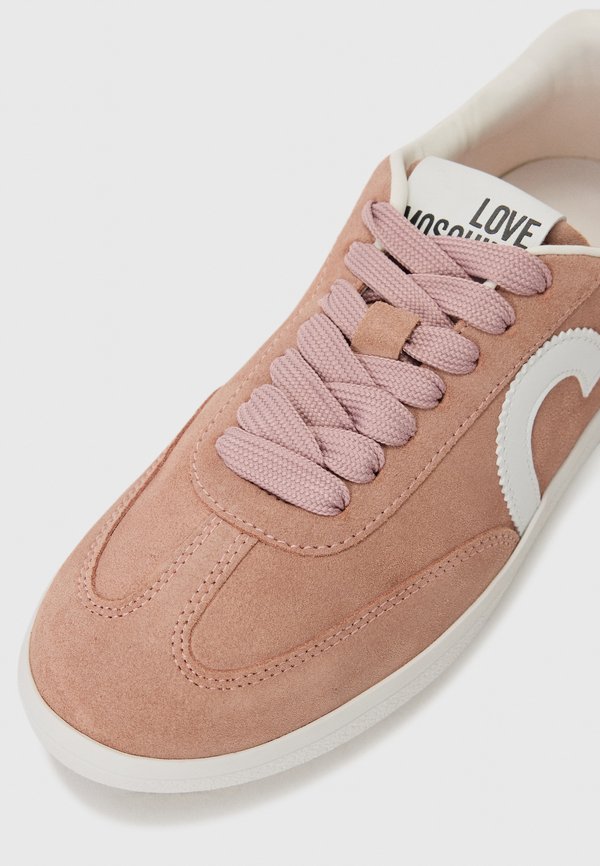 CLOUD LOVE - Trainers3