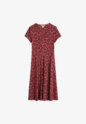Rode jurk tot op de knie met donker bloemenpatroon, korte mouwen, V-halslijn en een getailleerde taille met geplooide rok.
