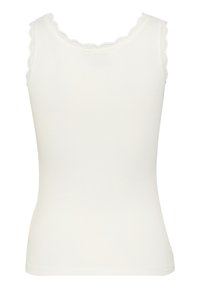 Top de tirantes blanco acanalado con adornos de encaje con volantes en el escote y las sisas, forma ajustada y textura suave.