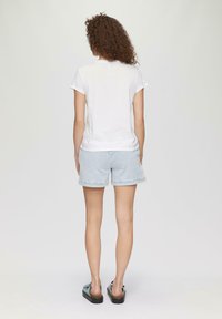 QS - T-shirt z nadrukiem