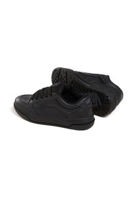 Vans HYLANE - Sneakers - black black