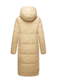 Beige puffercoat met een capuchon, met een quilted ontwerp, lange mouwen en een knielange snit. Stevige, zachte textuur zonder zichtbare sluitingen.