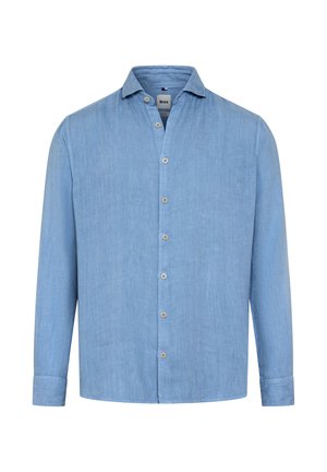 Chemise à manches longues bleu clair avec col et boutons beige, en tissu subtilement texturé.