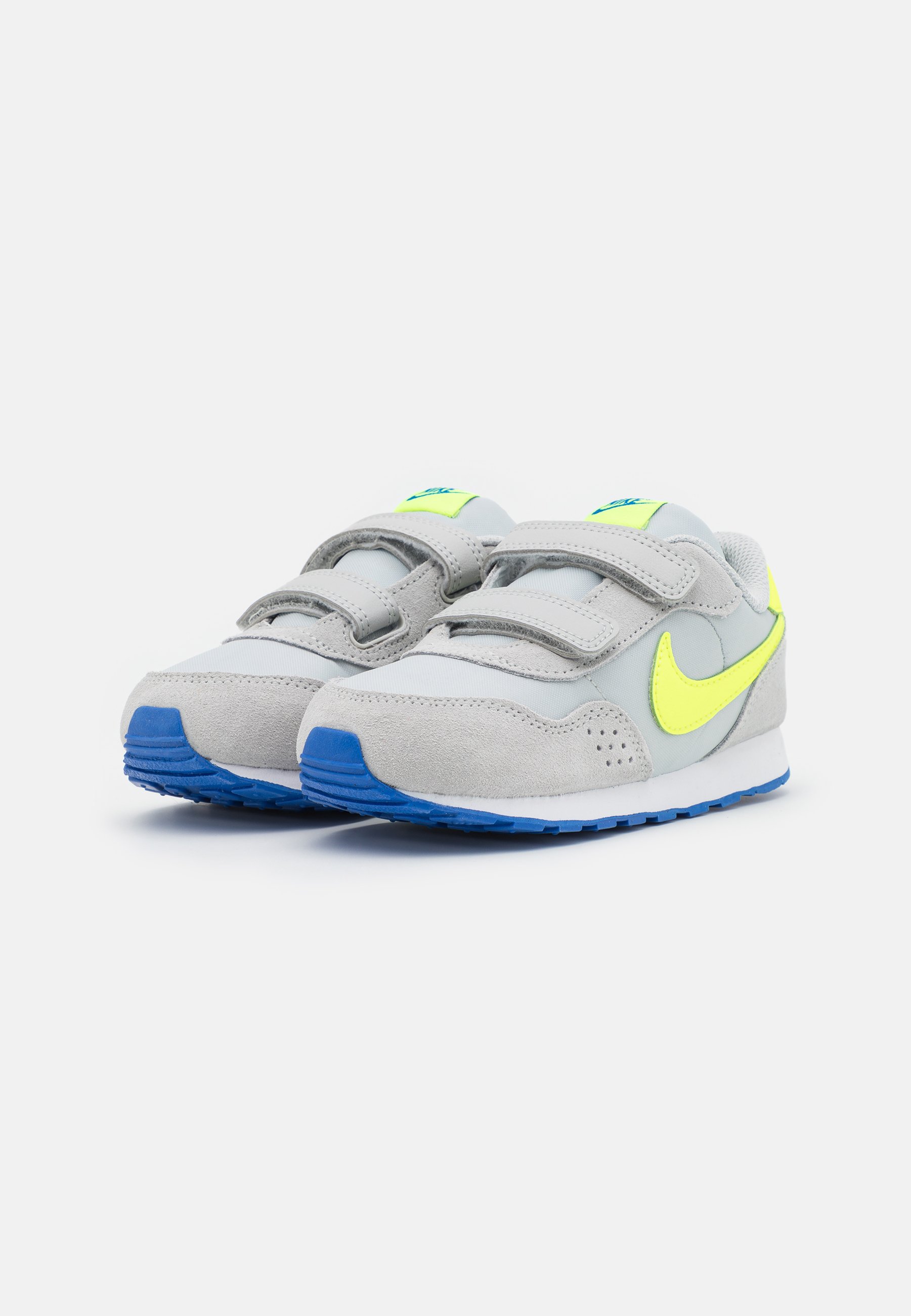 nike sportswear md valiant unisex