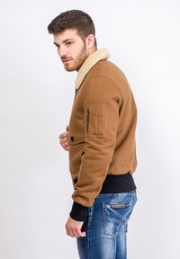 Bombers AVIATOR - Jas - camel