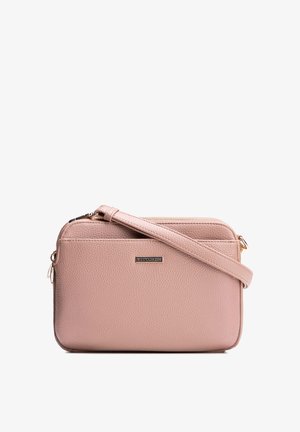 Kleine, strukturierte, hellrosa Leder-Umhängetasche mit einer Vordertasche, goldem Reißverschluss, verstellbarem Riemen und Metallplakette mit "WITTCHEN"-Logo.