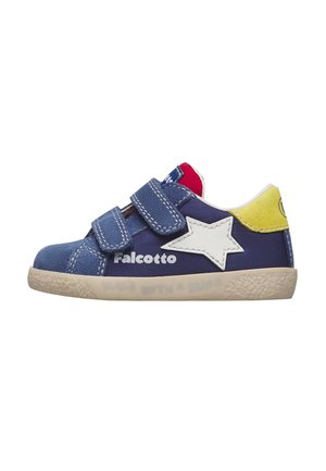 Baskets bleu pour tout-petit avec deux bandes velcro, détail étoile blanche, patch talon jaune, languette rouge et semelle beige portant l'inscription "Falcotto".