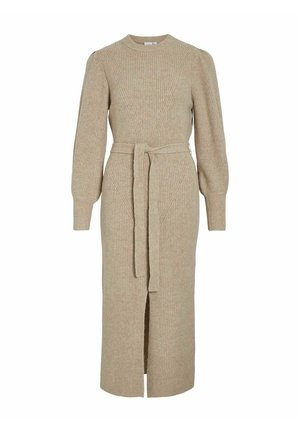Strickkleid in Beige mit langen Ärmeln, Rundhalsausschnitt, tailliertem Gürtel und Schlitz vorne; strukturiertes Rippmuster über das gesamte Kleid.