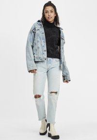 Oxmo OXESTELLA - Strikkegenser - black