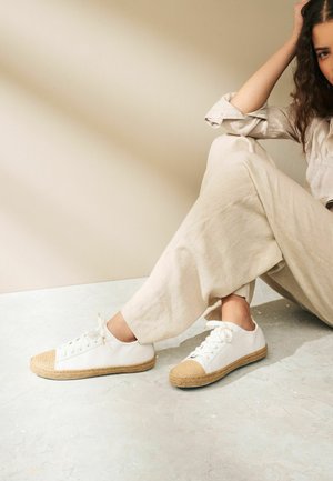 FOREVER COMFORT REGULAR FIT - Sneakers - white