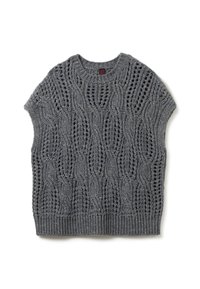 Grijze gebreide mouwloze sweater vest met kabel- en openwerkpatroon, geribbelde ronde hals en zoom op een witte achtergrond.