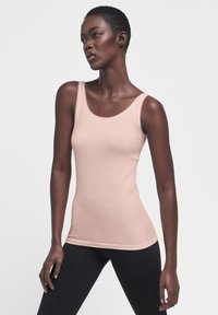 Unselected, petal rose