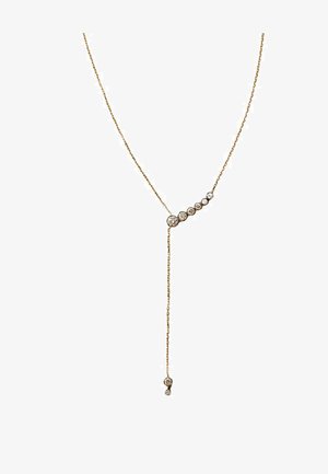 Collar delicado de cadena de oro con siete piedras preciosas redondas y transparentes agrupadas de forma asimétrica y una única piedra preciosa que cuelga de una caída larga.