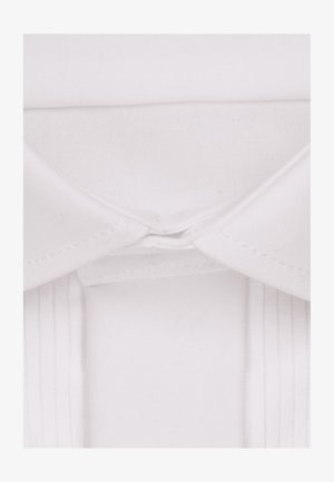 White dress shirt collar detail with a smooth texture, structured shape, and pleated fabric at the yoke, featuring neat stitching.