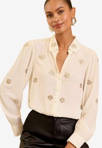 Love & Roses EMBELLISHED - REGULAR FIT - Košilová halenka  - white