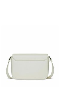 Borsa a tracolla rettangolare bianca realizzata in pelle liscia, con chiusura a patta e tracolla regolabile. Nessun dettaglio hardware visibile.