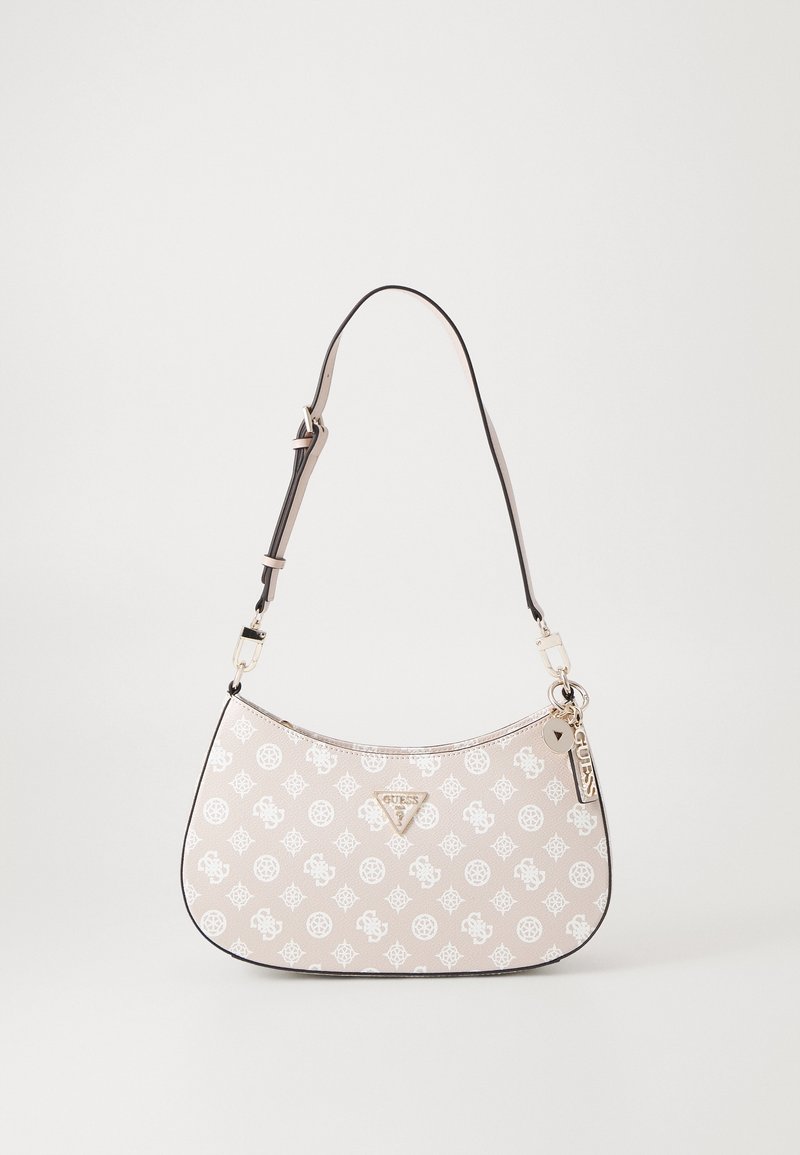 Beige Umhängetasche mit glatter, strukturierter Oberfläche. Verziert mit einem weißen Monogramm-Muster, silbernen Metallteilen und einem abnehmbaren Schlüsselanhänger.