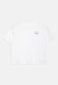 Valkoinen lyhyt puuvillainen t-paita, jossa vasemmassa rinnassa laivastonsininen sydänlogo ja "Pepe Jeans"-teksti. Lyhyet hihat, pyöreä kaula-aukko.