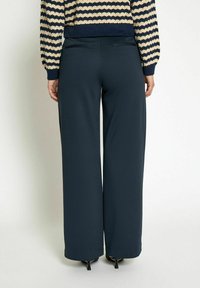 Desires Pantalon classique - total eclipse blue
