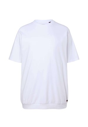 Witte oversized T-shirt, korte mouwen, ronde hals, gemaakt van zachte stof. Voorzien van een aansluitende onderzoom en een klein merklapje aan de zijkant.