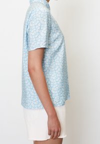 Marc O'Polo DENIM Camicia - light blue