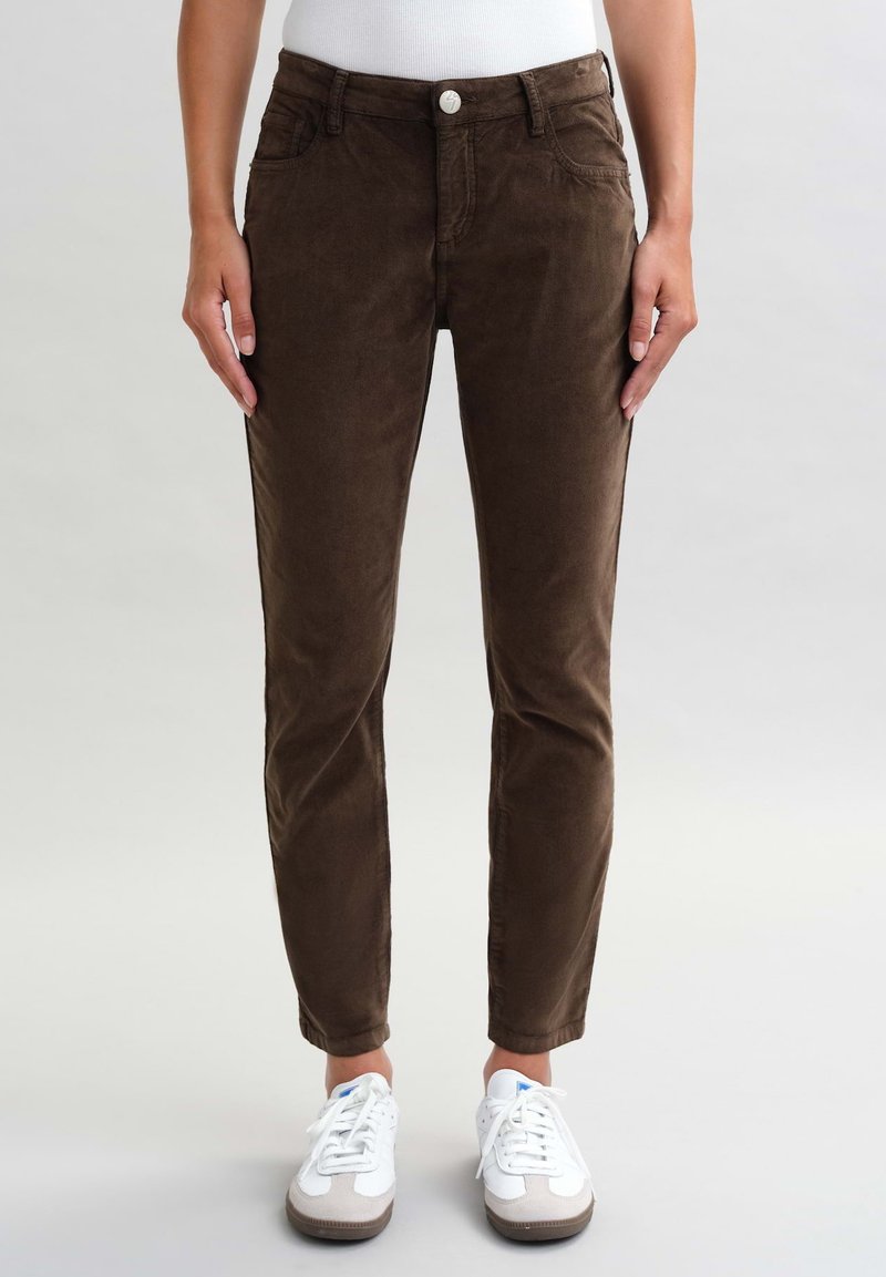 OPUS EVITA GLAZED - Jeans Slim Fit - cocoa