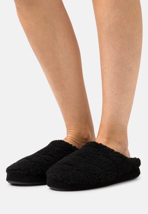 Pantuflas - black