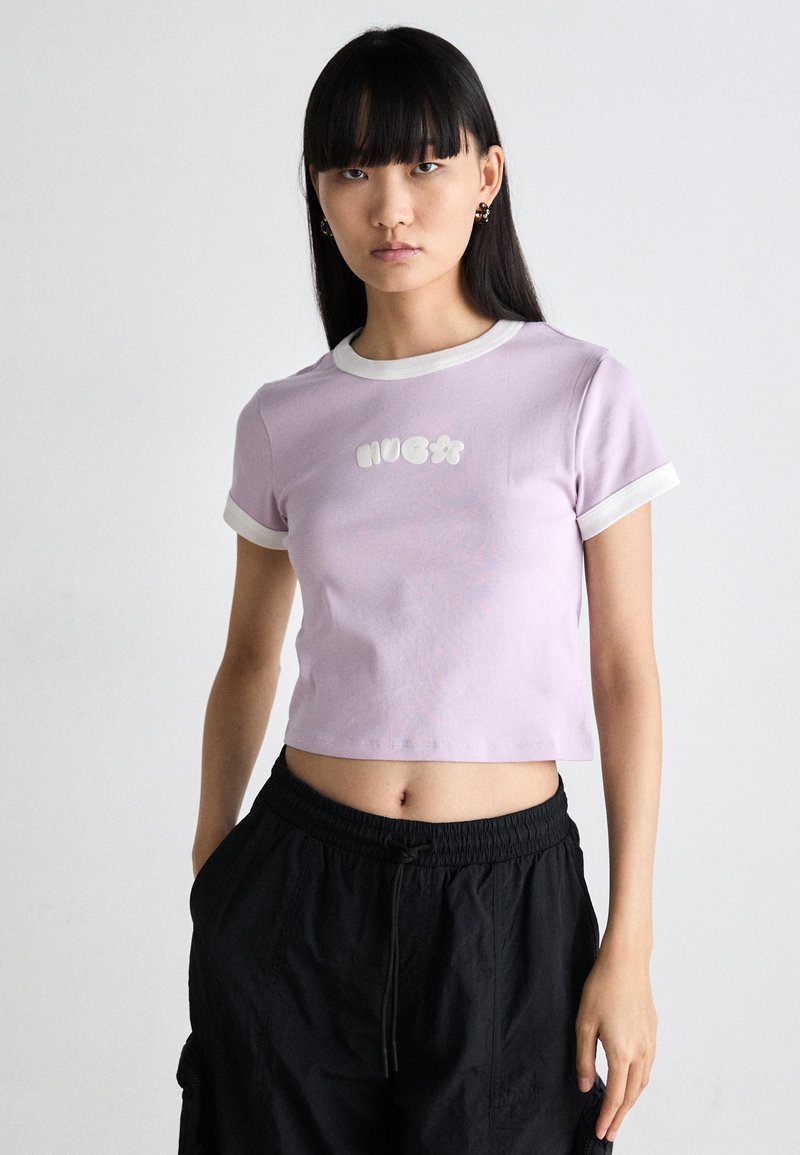 HUGO DALIA - Trükipildiga T-särk - light/pastel purple