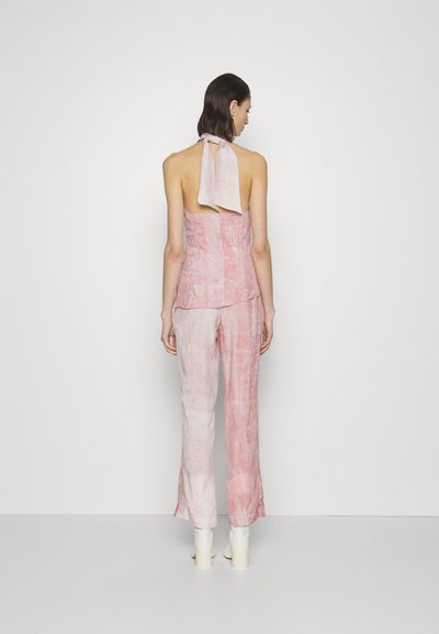 Materiel GATHERED HALTER  - Μπλούζα - dyed pink